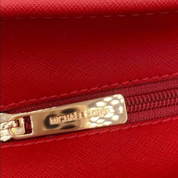 Michael Kors large Tote Shoulder
Bag Flame - Picture 10 of 11